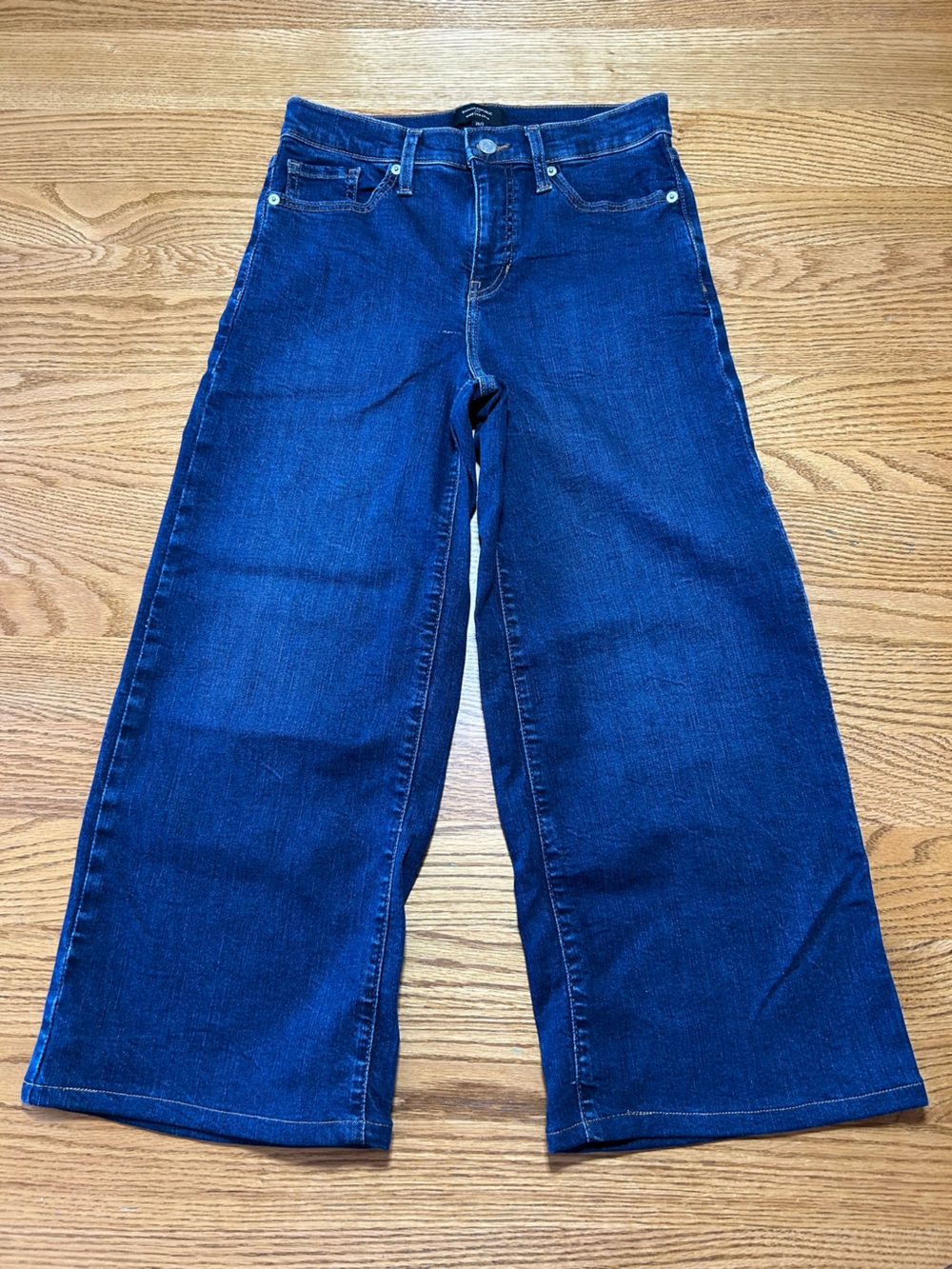 Women’s Banana Republic High Rise Wide-Leg Cropped Jeans in Dark Blue Size 26/2